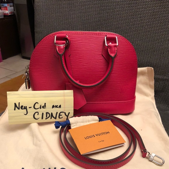 Louis Vuitton Handbags - Alma B.B.